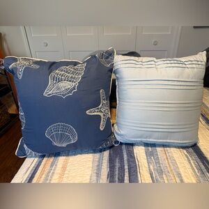 Madison Park Blue Throw Pillows (2)